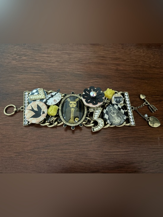 Betsey Johnson Jewelry - Betsy Johnson Alice in Wonderland bracelet